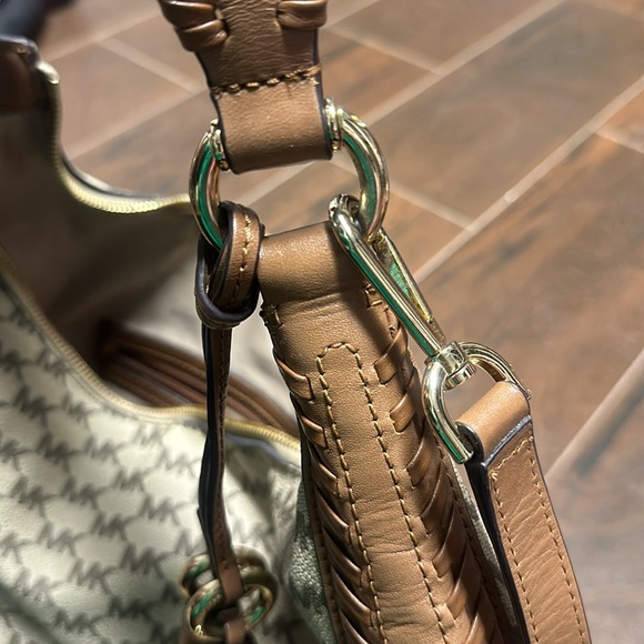 Michael Kors Purse - Picture 3 of 7